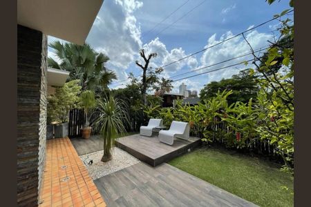 25_photo/94cf0215d7.ceff8192393c33de-ATLAS-a0fdcb03-e48a-464a-b938-9280cc6444d2.jpg de casa para alugar com 4 quartos, 612m² em Alphaville Residencial Um, Barueri