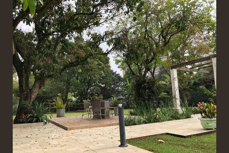 45_photo/94cf0215d7.ceff8192393c33de-ATLAS-b0966cb6-5ffa-433a-9dfb-6173a9352f9e.jpg de casa para alugar com 4 quartos, 1762m² em Alphaville Residencial Um, Barueri