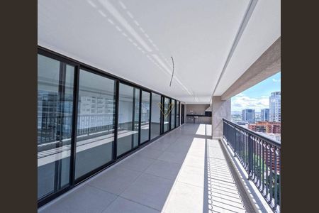 2_photo/94cf0217c7.1559fd08f65e50af-ATLAS-870b86bd-7cae-489a-8e51-edfd03e00e7a.jpg de apartamento à venda com 4 quartos, 360m² em Alphaville Industrial, Barueri