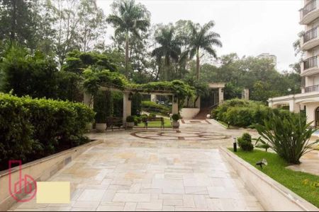 11_photo/94cf0217dd.2fbe8868c715e9ef-ATLAS-27b7c6d7-e43d-4c62-a905-485b8b5e6ab6.jpg de apartamento à venda com 4 quartos, 652m² em Alphaville Industrial, Barueri