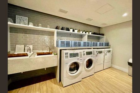 8_photo/94cf0217e5.4a5bbbfa9d292ff1-ATLAS-862bd8a3-abb1-4e94-9538-ef9dd74bffac.jpg de apartamento para alugar com 1 quarto, 49m² em Alphaville Industrial, Barueri