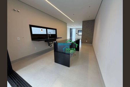 4_photo/94cf0229b7.26dc6cb80f3e86b0-ATLAS-35b94fee-e074-4478-901c-cea59be41ba2.jpg de casa à venda com 3 quartos, 141m² em Aldeia, Barueri