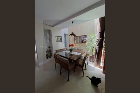 14_photo/94cf0229bd.96458e673c4e6a1a-ATLAS-22401578-7b90-4fba-bfea-82613200afb0.jpg de casa à venda com 3 quartos, 203m² em Nova Aldeinha, Barueri