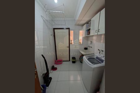 19_photo/94cf0229bd.96458e673c4e6a1a-ATLAS-cae5105e-bb17-46e2-8a9c-c9aea16fff53.jpg de casa à venda com 3 quartos, 203m² em Nova Aldeinha, Barueri