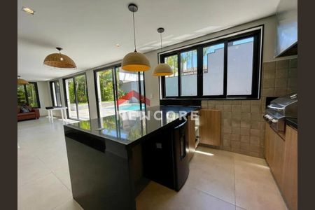 8_photo/94cf023141.93b8fa184532727f-ATLAS-7dbb1cfd-6ad6-43e0-8420-fa78bedaea9d.jpg de casa de condomínio à venda com 5 quartos, 422m² em Alphaville Residencial Dois, Barueri