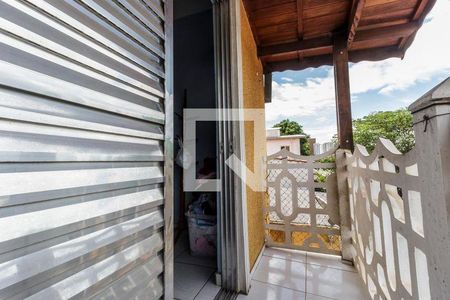 7_photo/94cf0232c3.ce0e127f29cc1409-ATLAS-b4acc52d-9689-4baa-9df9-fa91b06624c6.jpg de casa à venda com 3 quartos, 250m² em Jardim dos Camargos, Barueri