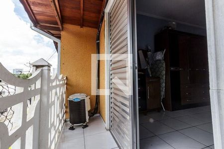 32_photo/94cf0232c3.ce0e127f29cc1409-ATLAS-cfa06d06-0c8f-432e-a6ce-7e5ae5596064.jpg de casa à venda com 3 quartos, 250m² em Jardim dos Camargos, Barueri