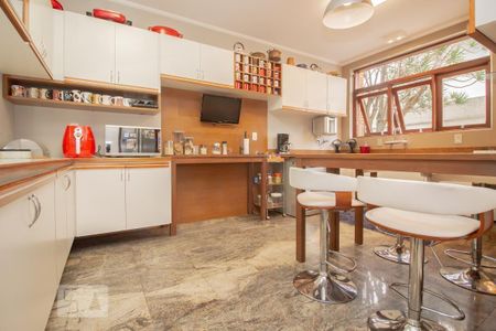 43_photo/94cf0234eb.adb140a9451bad8e-ATLAS-ba7b9526-ec2a-478a-a2d1-2a0ce1dcbc0a.jpg de casa à venda com 5 quartos, 450m² em Alphaville Residencial Dois, Barueri