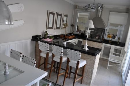 10_photo/94cf0235d9.9e8826600a2f05bd-ATLAS-a0c177f1-7c94-4d9b-8c56-e92d50dff3f3.jpg de casa de condomínio à venda com 5 quartos, 703m² em Jardim Paulista, Barueri