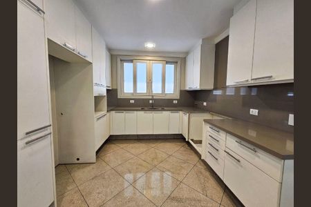 6_photo/94cf02366d.526b8d0f117d2dc5-ATLAS-3571ab12-a85d-4617-9f6f-e8e3a677a4a2.jpg de casa à venda com 5 quartos, 470m² em Jardim Paulista, Barueri