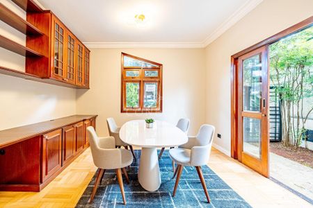 5_photo/94cf023859.93b8fa184532727f-ATLAS-0de3854d-b1d4-4fb0-9f8e-61cfcb2e0d98.jpg de casa para alugar com 5 quartos, 800m² em Alphaville Residencial Um, Barueri