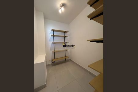 11_photo/94cf023915.4a2c76da83f8fc8c-ATLAS-6a3ac666-e3de-4087-9b2e-9e3fd7bb12a4.jpg de apartamento para alugar com 4 quartos, 157m² em Alphaville, Barueri