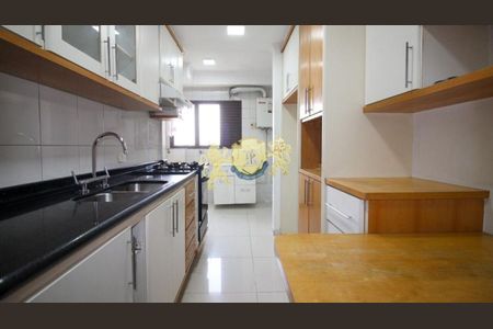 4_photo/94cf023915.719fbdc320448c84-ATLAS-2ad5b5d7-6de8-4dd2-b48e-b7eec2b906cc.jpg de apartamento para alugar com 4 quartos, 153m² em Alphaville, Barueri