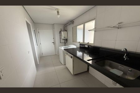 2_photo/94cf023915.e59ef7ffc1f6a2f1-ATLAS-0dfa8db5-3b74-4d11-930e-66ca555cb18b.jpg de apartamento para alugar com 4 quartos, 306m² em Alphaville, Barueri