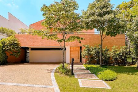 5_photo/94cf0239bd.9f73e101bd22bb98-ATLAS-0bbadb20-d729-4b8e-aba7-1374b41d3121.jpg de casa para alugar com 4 quartos, 550m² em Alphaville Industrial, Barueri