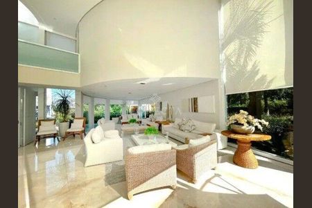 3_photo/94cf0239bd.9f73e101bd22bb98-ATLAS-a79d0274-4c5e-443d-b8ac-772047fcd044.jpg de casa para alugar com 5 quartos, 700m² em Alphaville Industrial, Barueri