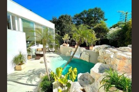 5_photo/94cf0239bd.9f73e101bd22bb98-ATLAS-b58665bb-9bbc-495a-9e81-75dfc6d9967c.jpg de casa para alugar com 5 quartos, 700m² em Alphaville Industrial, Barueri