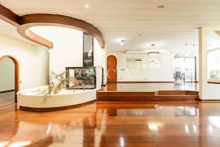 47_photo/94cf0239d1.9f73e101bd22bb98-ATLAS-3aca21a1-38fb-49ad-a4c7-e1c23399d8a5.jpg de casa para alugar com 4 quartos, 680m² em Alphaville Residencial Dois, Barueri