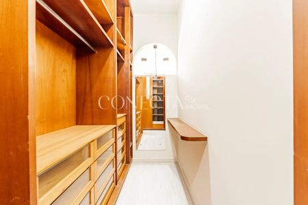 93_photo/94cf0239d1.9f73e101bd22bb98-ATLAS-64dabc26-b394-4cef-abb2-aba5da4104fe.jpg de casa para alugar com 4 quartos, 680m² em Alphaville Residencial Dois, Barueri