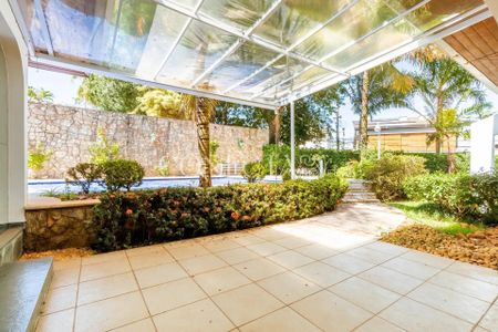 17_photo/94cf0239d1.9f73e101bd22bb98-ATLAS-aeeefb04-e0c1-42c0-a1d5-e351d815104c.jpg de casa para alugar com 4 quartos, 680m² em Alphaville Residencial Dois, Barueri