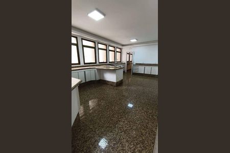 5_photo/94cf023c27.caa77319a9e79d2b-ATLAS-9ceb3a9a-4c78-458a-a043-5be8d2b7a06e.jpg de apartamento para alugar com 4 quartos, 441m² em Alphaville, Barueri