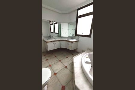 42_photo/94cf023c27.caa77319a9e79d2b-ATLAS-f1948eae-7e0c-4f72-a583-0b004d8c3e7b.jpg de apartamento para alugar com 4 quartos, 441m² em Alphaville, Barueri