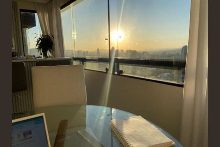 7_photo/94cf023e73.8a33077bdf39b95f-ATLAS-9b93365e-a32d-4c34-84f8-e7e21a53505c.jpg de apartamento à venda com 4 quartos, 154m² em Alphaville Industrial, Barueri