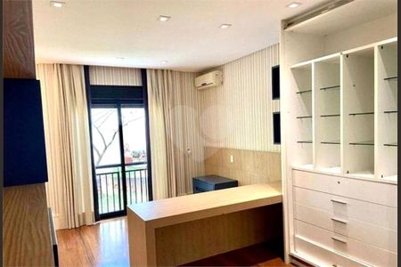 3_photo/94cf023ef5.ea44b0009f7abdef-ATLAS-056a4cab-3b1b-4e2c-abce-eb54f8d67de2.jpg de casa para alugar com 4 quartos, 1024m² em Alphaville Residencial Um, Barueri