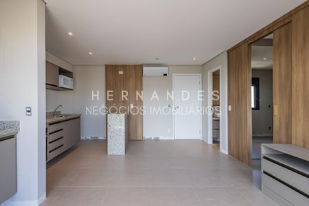 3_photo/94cf024677.0be492b3d1ebb8aa-ATLAS-7530ed7b-07b2-4b04-afcf-6cf6b69ee18f.jpg de apartamento à venda com 1 quarto, 40m² em Empresarial 18 do Forte, Barueri