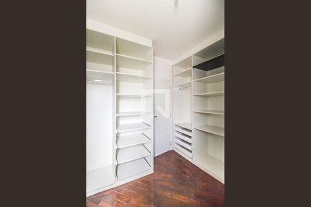 6_photo/94cf0246f5.2c15601846e0cf59-ATLAS-2f7af6a4-8f4f-4040-9bdf-aae4c55f3ec3.jpg de casa à venda com 4 quartos, 400m² em Alphaville Residencial Plus, Barueri