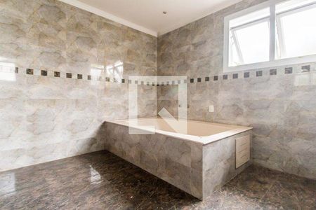 34_photo/94cf0246f5.2c15601846e0cf59-ATLAS-afb7a8fc-58d0-4a09-945d-8db24529245a.jpg de casa à venda com 4 quartos, 400m² em Alphaville Residencial Plus, Barueri