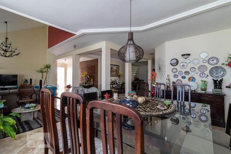 6_photo/94cf0246f9.36817066de3aa5de-ATLAS-72a1fc57-5819-4e12-a30b-c39f1700dedd.jpg de casa à venda com 4 quartos, 450m² em Alphaville Residencial Um, Barueri