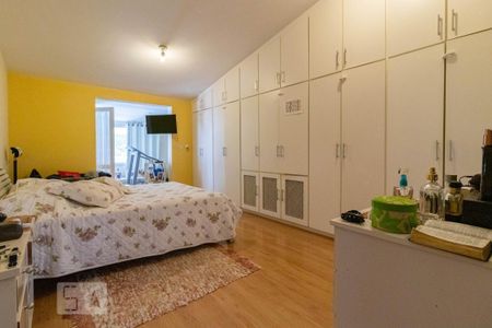 20_photo/94cf0246f9.36817066de3aa5de-ATLAS-e20f84e4-383c-471f-a105-0bb1da7d208b.jpg de casa à venda com 4 quartos, 450m² em Alphaville Residencial Um, Barueri