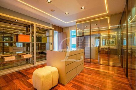 24_photo/94cf024711.6fe88814f58c8792-ATLAS-e86b0bc4-9279-40ea-90ff-6f0932a98664.jpg de casa à venda com 5 quartos, 930m² em Alphaville Residencial Um, Barueri