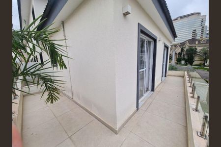 2_photo/94cf024887.1c5ee5b12bdcf8f7-ATLAS-05fa602b-6677-4d58-a66f-588ef1b36643.jpg de casa para alugar com 4 quartos, 520m² em Alphaville Residencial Plus, Barueri