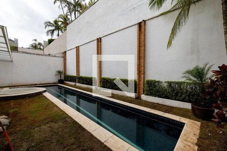 6_photo/94cf024ae9.d00588b39bb74d6d-ATLAS-6a7cee15-d820-485b-abba-1fe715dd8529.jpg de casa à venda com 4 quartos, 501m² em Alphaville Residencial Dois, Barueri