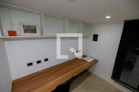 36_photo/94cf024ae9.d00588b39bb74d6d-ATLAS-ba190cfd-290e-4342-ba47-b0b9c97b52d7.jpg de casa à venda com 4 quartos, 501m² em Alphaville Residencial Dois, Barueri