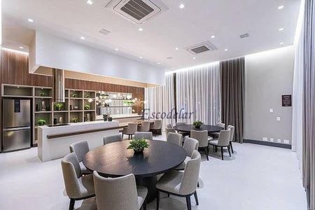 6_photo/94cf024ebb.6438b7bde2ae6aab-ATLAS-5ee4a288-2191-48be-93de-974a3b634b04.jpg de apartamento à venda com 4 quartos, 410m² em Alphaville Empresarial, Barueri