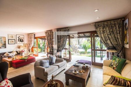 2_photo/94cf025491.8e48f5906dd675de-ATLAS-4a3d48b1-e6d9-4fc5-be35-fed6f89eb363.jpg de casa à venda com 4 quartos, 320m² em Alphaville, Santana de Parnaíba