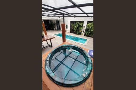 5_photo/94cf02550b.0e451808c92839e2-ATLAS-3b097ab2-2d29-4eed-9c58-eef12670552c.jpg de casa para alugar com 3 quartos, 300m² em Residencial Tres (Alphaville), Santana de Parnaíba