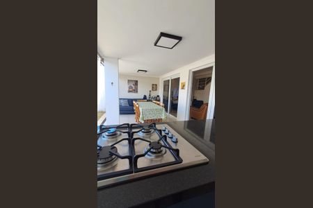 5_photo/94cf025f9f.8cbbc6e43ead3576-ATLAS-7e2c717b-f2b6-4885-bd69-e19dc3cd3061.jpg de casa para alugar com 3 quartos, 180m² em Residencial Tambore III, Santana de Parnaíba