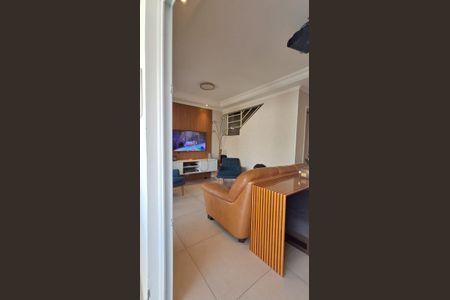 2_photo/94cf025f9f.8cbbc6e43ead3576-ATLAS-b5d93bfd-0b82-47c5-a781-9c8824ae76e7.jpg de casa para alugar com 3 quartos, 180m² em Residencial Tambore III, Santana de Parnaíba