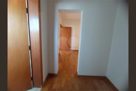 5_photo/94cf0276b5.07fb07773285f6be-ATLAS-a5bffc39-083f-4bce-bddd-98a37a48f2f4.jpg de casa à venda com 3 quartos, 227m² em Centro Empresarial Tamboré, Santana de Parnaíba