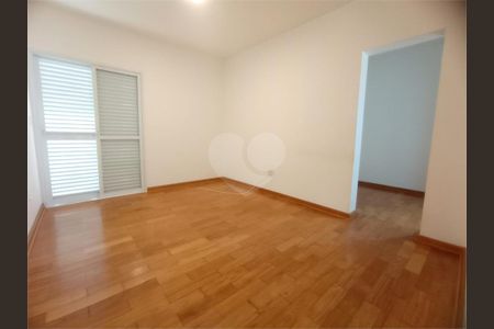 8_photo/94cf0276b5.07fb07773285f6be-ATLAS-eb256e65-3114-47eb-a370-e7770ea404ac.jpg de casa à venda com 3 quartos, 227m² em Centro Empresarial Tamboré, Santana de Parnaíba