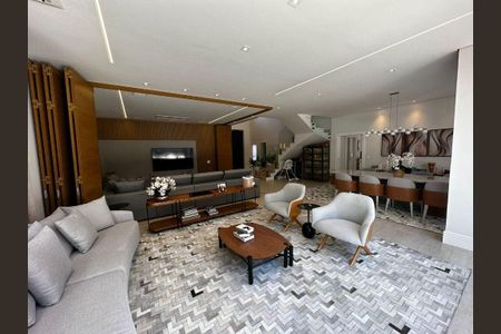 9_photo/94cf02eefd.e53a3343b8682f76-ATLAS-26198085-4535-498b-96ed-75a4e5ce19ca.jpg de casa para alugar com 4 quartos, 464m² em Tamboré, Santana de Parnaíba