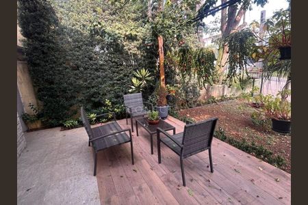 27_photo/94cf0305a9.0350fb63fbb02e5b-ATLAS-b0813c4e-5c93-4e2d-ba0f-fd250b326607.jpg de casa para alugar com 3 quartos, 320m² em Residencial Quatro (Alphaville), Santana de Parnaíba