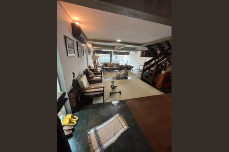 3_photo/94cf0306e7.ceff8192393c33de-ATLAS-20ac6e7d-30f4-4199-bb7c-03e7d27d2e96.jpg de casa para alugar com 4 quartos, 394m² em Alphaville, Santana de Parnaíba