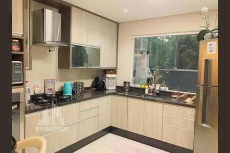 4_photo/94cf030a83.a748d1528e602932-ATLAS-2139dbb5-ffa9-4a85-ac6b-152340bc6daf.jpg de casa para alugar com 3 quartos, 110m² em Vila Sao Luiz (Valparaizo), Barueri