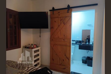 4_photo/94cf030a8d.26dc6cb80f3e86b0-ATLAS-248f7c47-c0d9-4ba3-a22d-4a2092dc53d1.jpg de casa à venda com 2 quartos, 100m² em Chácaras Marco, Barueri