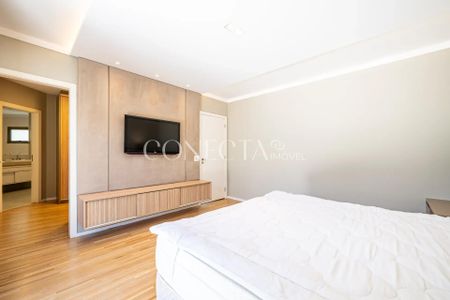 77_photo/94cf03112f.6e9caad652d7436d-ATLAS-f47359c6-ca73-4c97-84ed-d5d2c789bfff.jpg de casa para alugar com 4 quartos, 400m² em Residencial Cinco (Alphaville), Santana de Parnaíba
